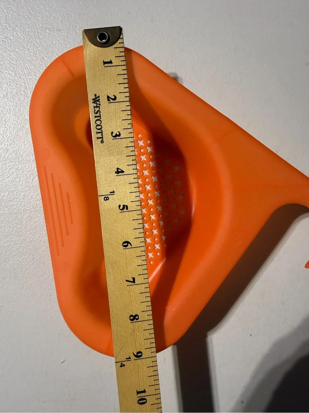 BN orange swan-shaped kitchen sink drain basket Plastic